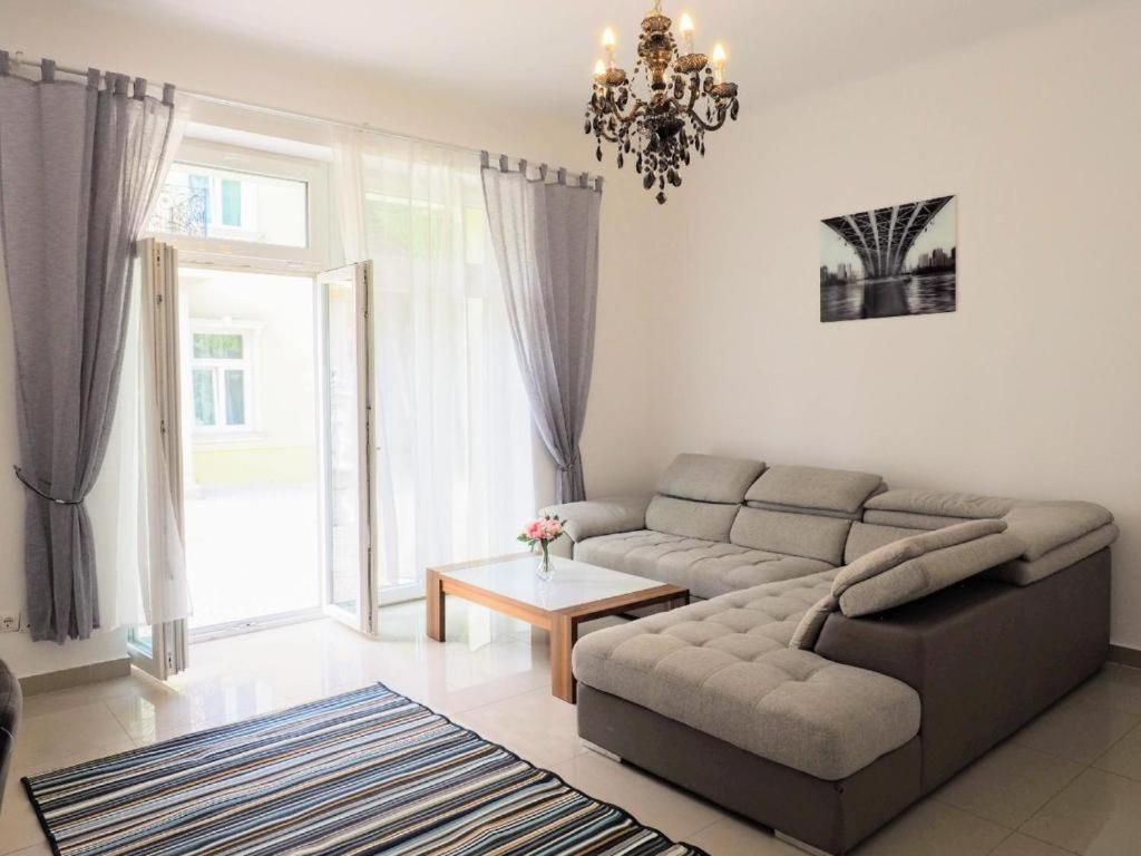 Schoenbrunn - Contactless 24h Check-in Apartment Wien